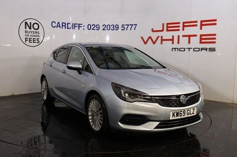 Silver Used 2019 Vauxhall Astra Elite Hatchback | £11,488 (Good price) - Image 1/4
