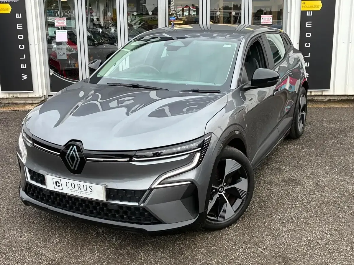 Used Renault Megane E-Tech Equilibre 60 kW (82 HP) 2022 Grey Hatchback