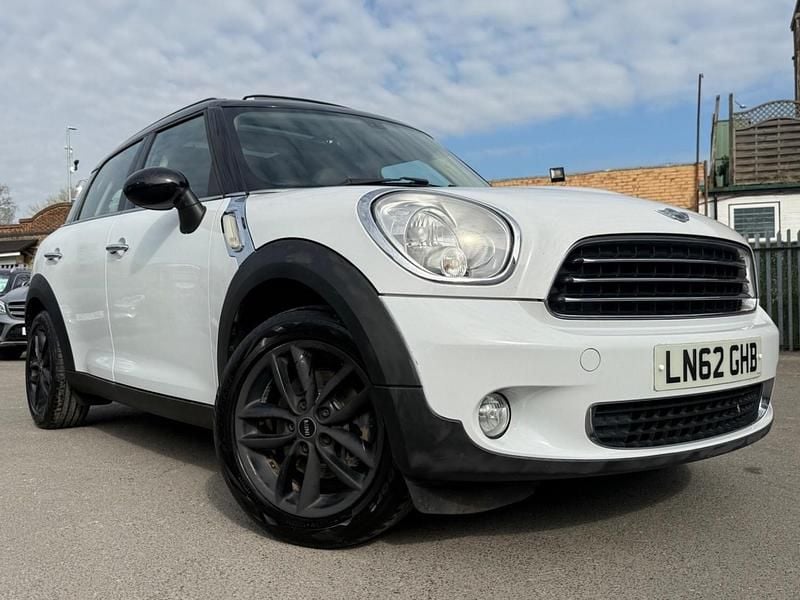 Used Mini Cooper Countryman 122 HP (89 kW) 2024 White SUV