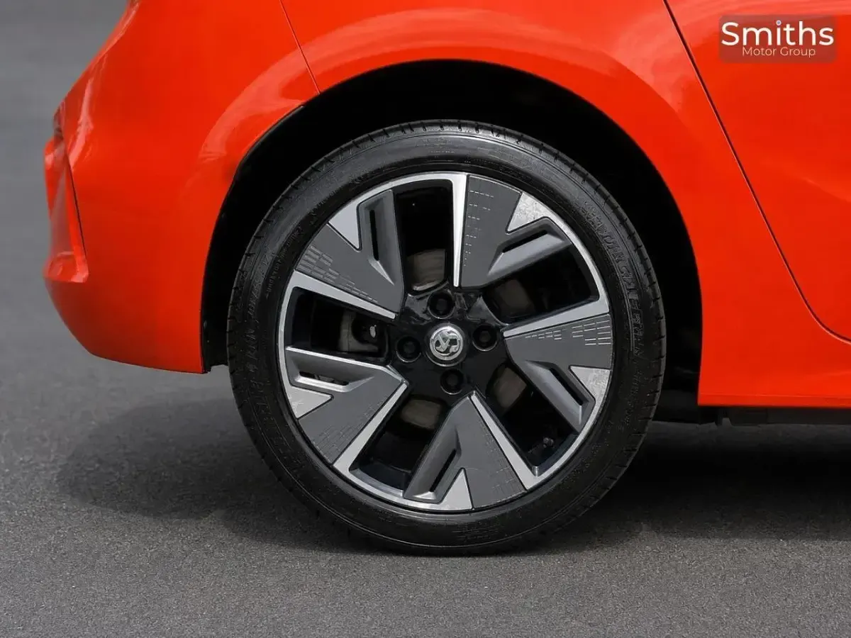 Used Vauxhall Corsa-e 98 kW (134 HP) 2022 Orange Hatchback