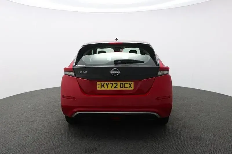 Used Nissan Leaf Acenta 110 kW (150 HP) 2022 Red Hatchback