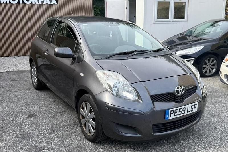 Grey Used 2009 Toyota Yaris Hatchback | £1,990 (Fair price) - Image 1/1
