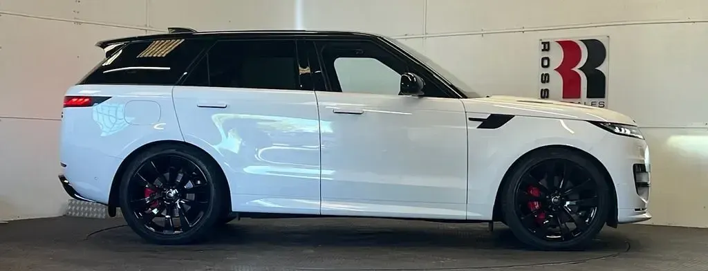 Used Land Rover Range Rover Sport SE Dynamic 300 HP (220 kW) 2023 White SUV