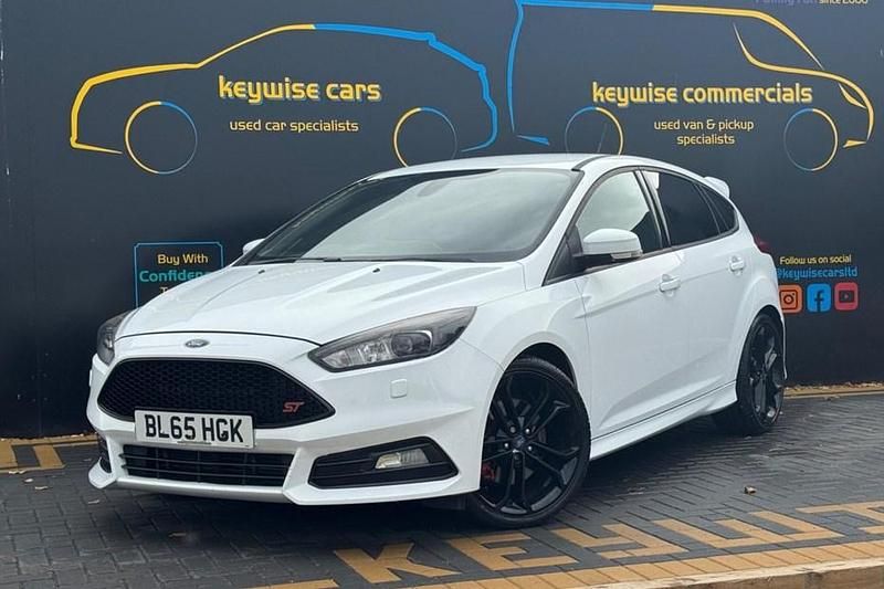 White Used 2016 Ford Focus ST Hatchback | £14,290 (Fair price) - Image 1/1