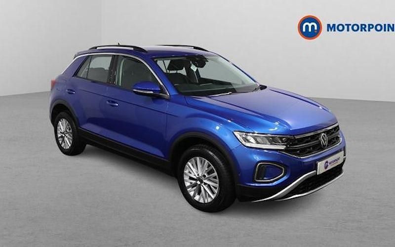 Used VW T-Roc Life 110 HP (80 kW) 2023 Blue SUV