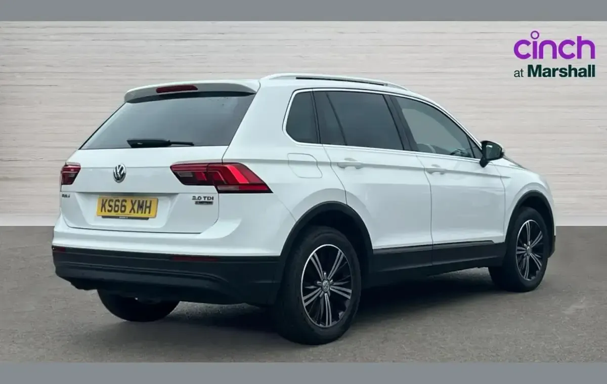 Used VW Tiguan SE 190 HP (139 kW) 2016 Pure white SUV