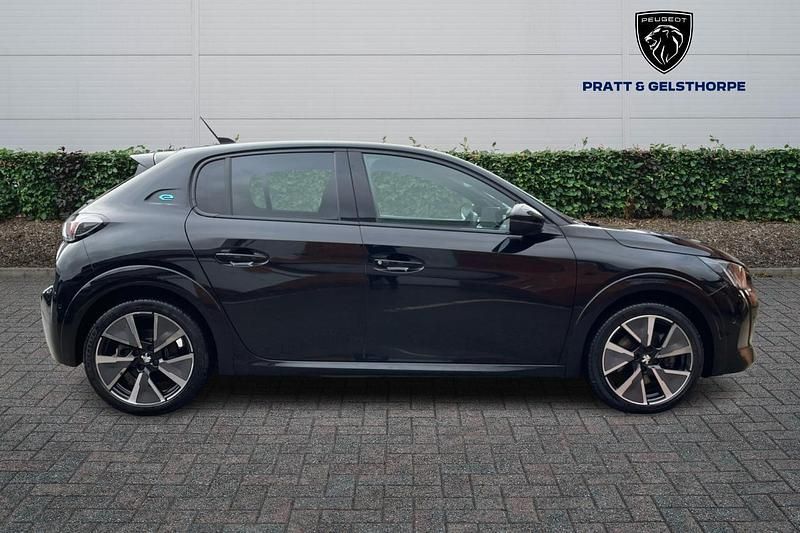 Used Peugeot e-208 GT 98 kW (134 HP) 2020 Black Hatchback