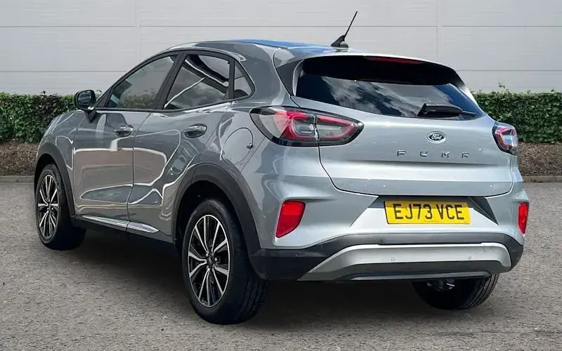 Begagnad Ford Puma Titanium 125 HK (91 kW) 2023 Silver SUV