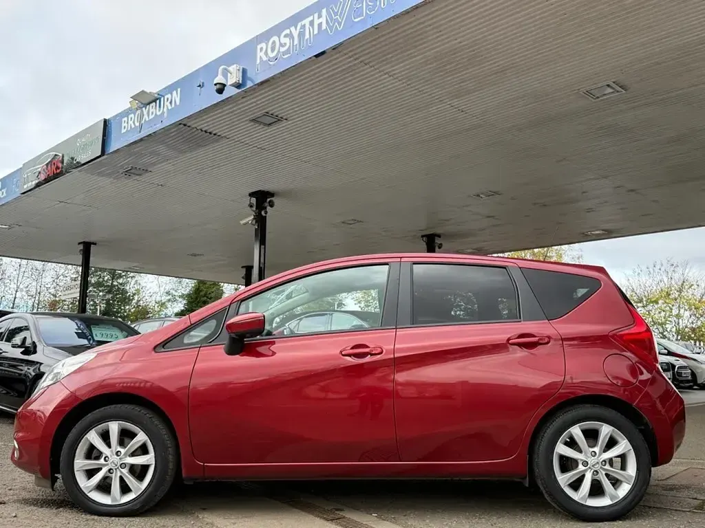 Używany Nissan Note S 98 KM (72 kW) 2014 Czerwony Minivan