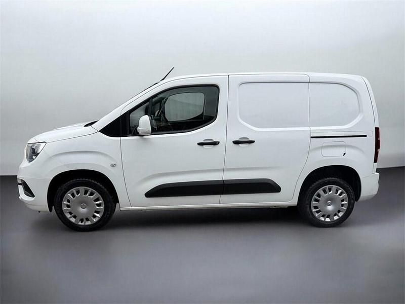 Used Vauxhall Combo Sportive 100 HP (73 kW) 2021 White MPV
