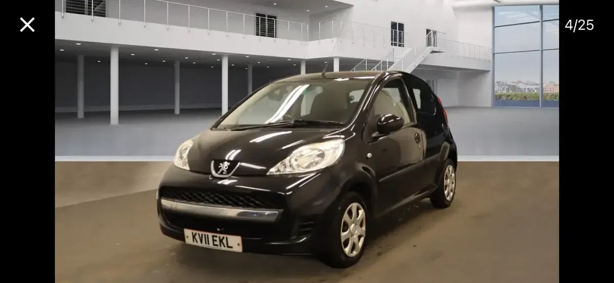 Used Peugeot 107 68 HP (50 kW) 2011 Black Hatchback