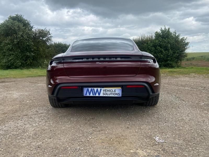 Used Porsche Taycan 350 kW (476 HP) 2023 Red Sedan