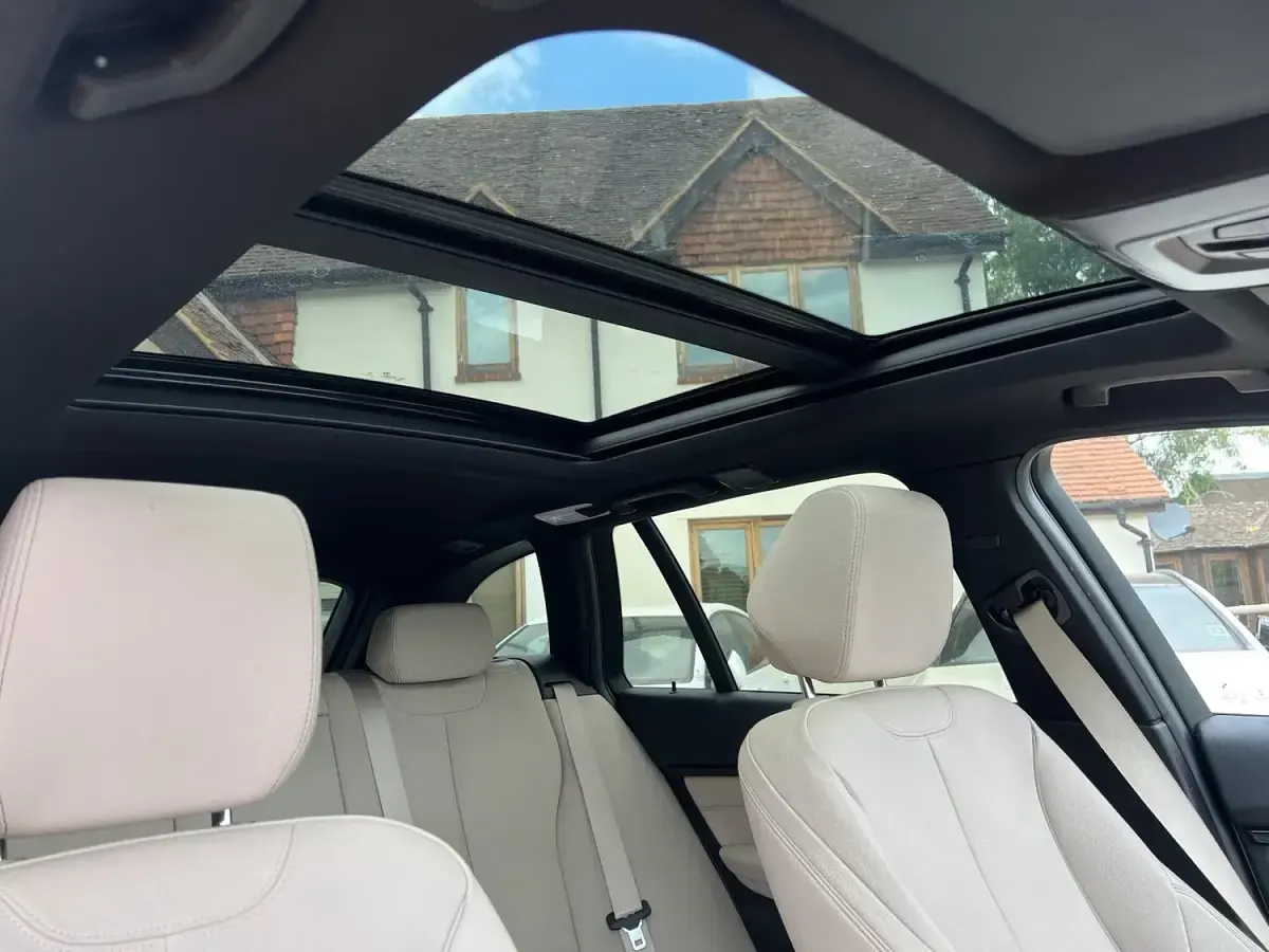 Used BMW 335 M Sport 313 HP (230 kW) 2016 White Estate