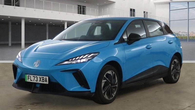 Used MG MG4 EV SE 150 kW (204 HP) 2023 Blue Hatchback