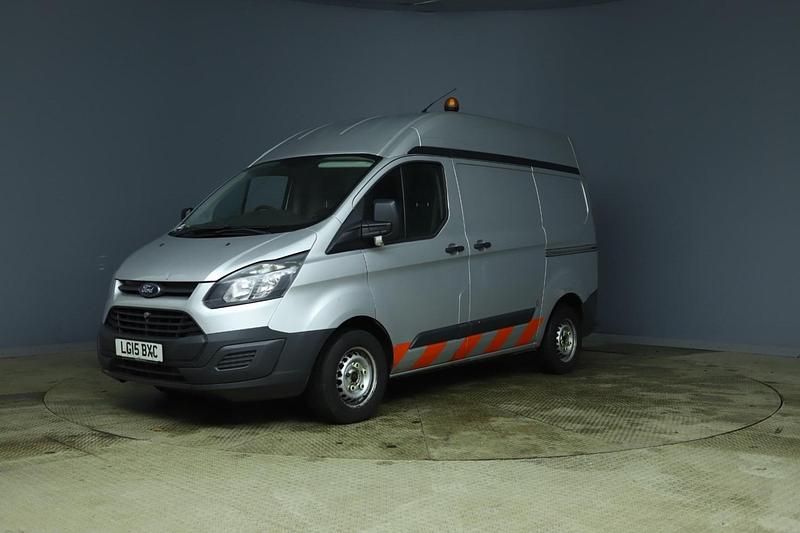 Silver Used 2015 Ford Transit Custom Van | £3,499 (Fair price) - Image 1/4