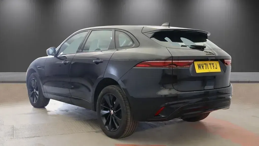 Used Jaguar F-Pace R-Dynamic 204 HP (150 kW) 2021 Black SUV