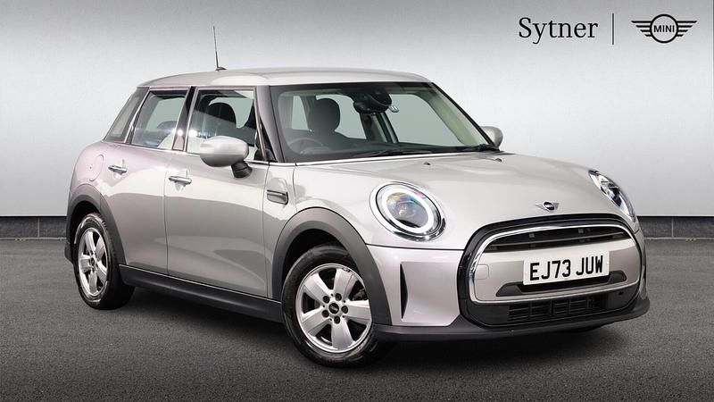 Silver Used 2024 Mini Cooper Classic Hatchback | £18,000 (Good price) - Image 1/4
