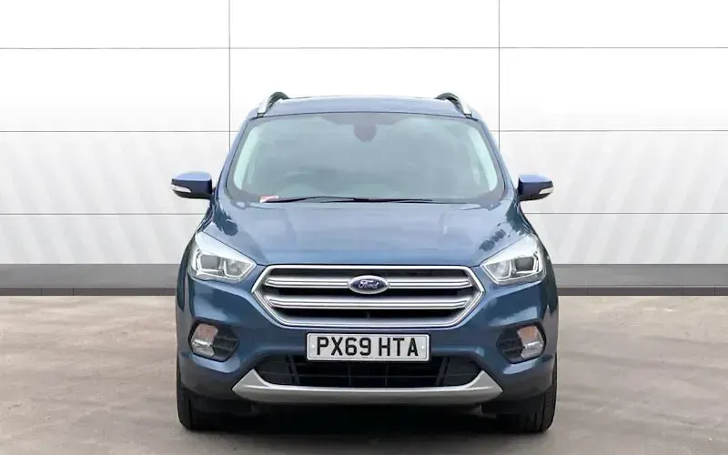 Used Ford Kuga Titanium 150 HP (110 kW) 2019 Blue SUV