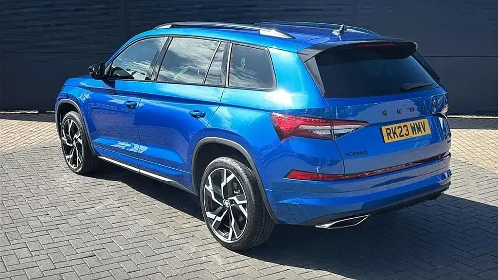 Used Skoda Kodiaq vRS 241 HP (177 kW) 2023 Blue SUV
