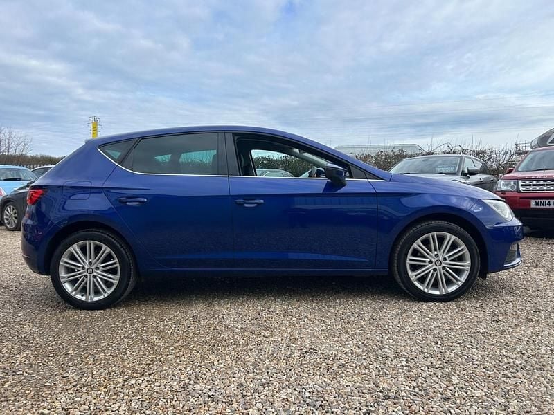 Used Seat Leon XCELLENCE 150 HP (110 kW) 2018 Blue Hatchback