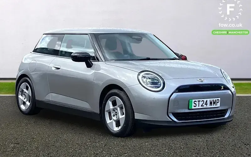 Used Mini Cooper Classic 160 kW (218 HP) 2024 Hatchback