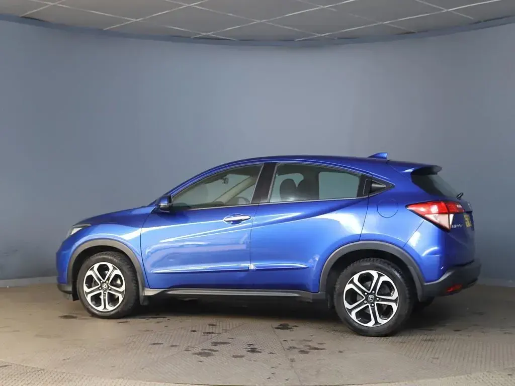 Used Honda HR-V SE 120 HP (88 kW) 2017 Blue SUV