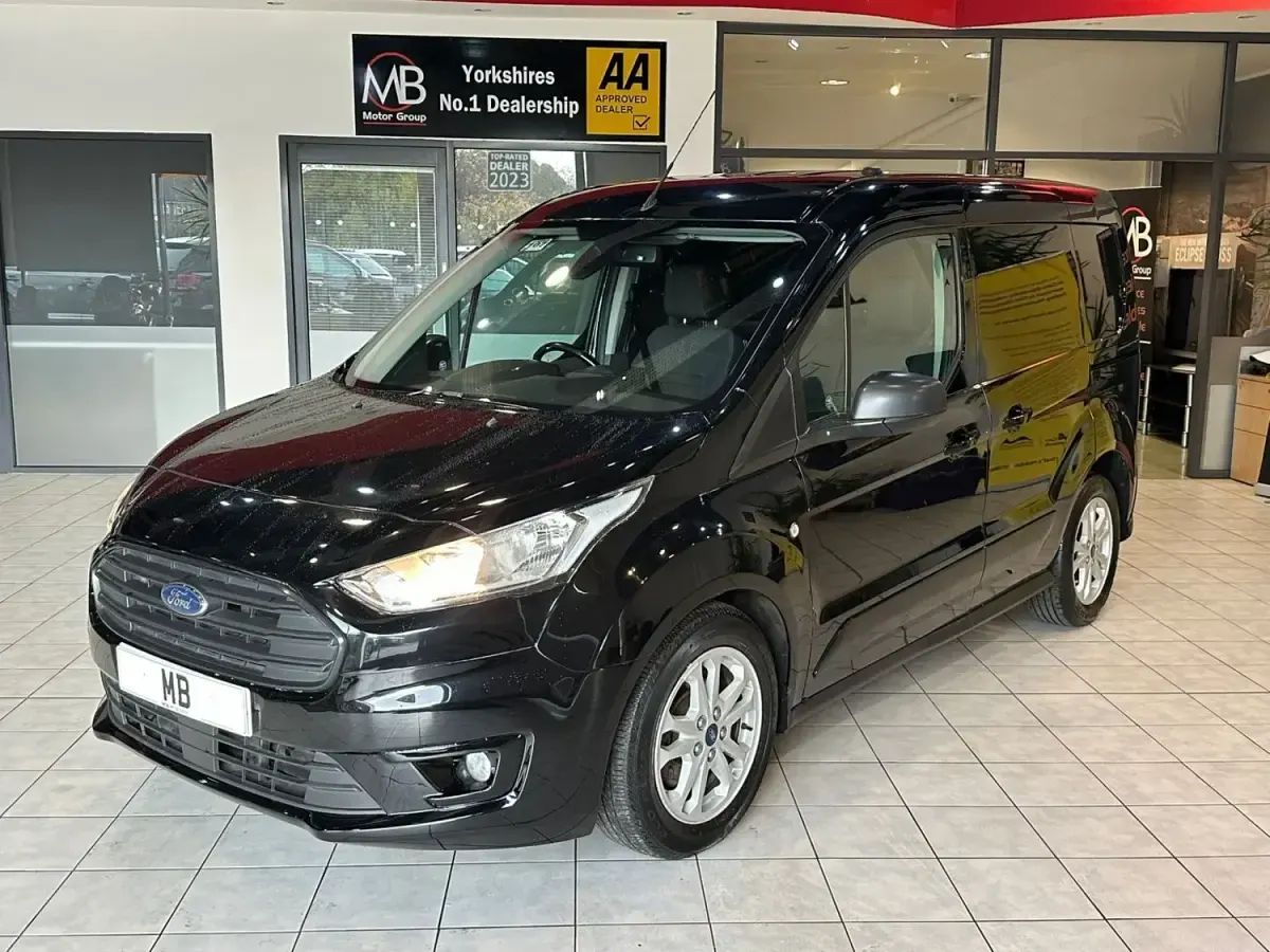 Używany Ford Transit Connect Limited 2019 Czarny Minivan