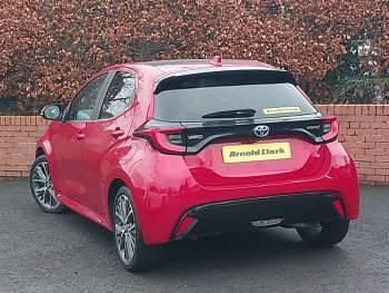Used Toyota Yaris Hybrid 116 HP (85 kW) 2023 Red Hatchback