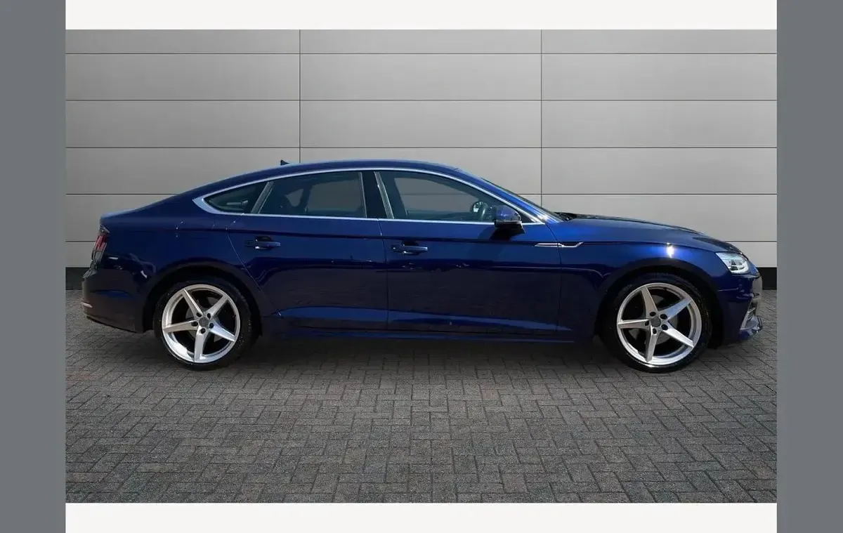 Used Audi A5 Sport 187 HP (137 kW) 2019 Blue Coupe