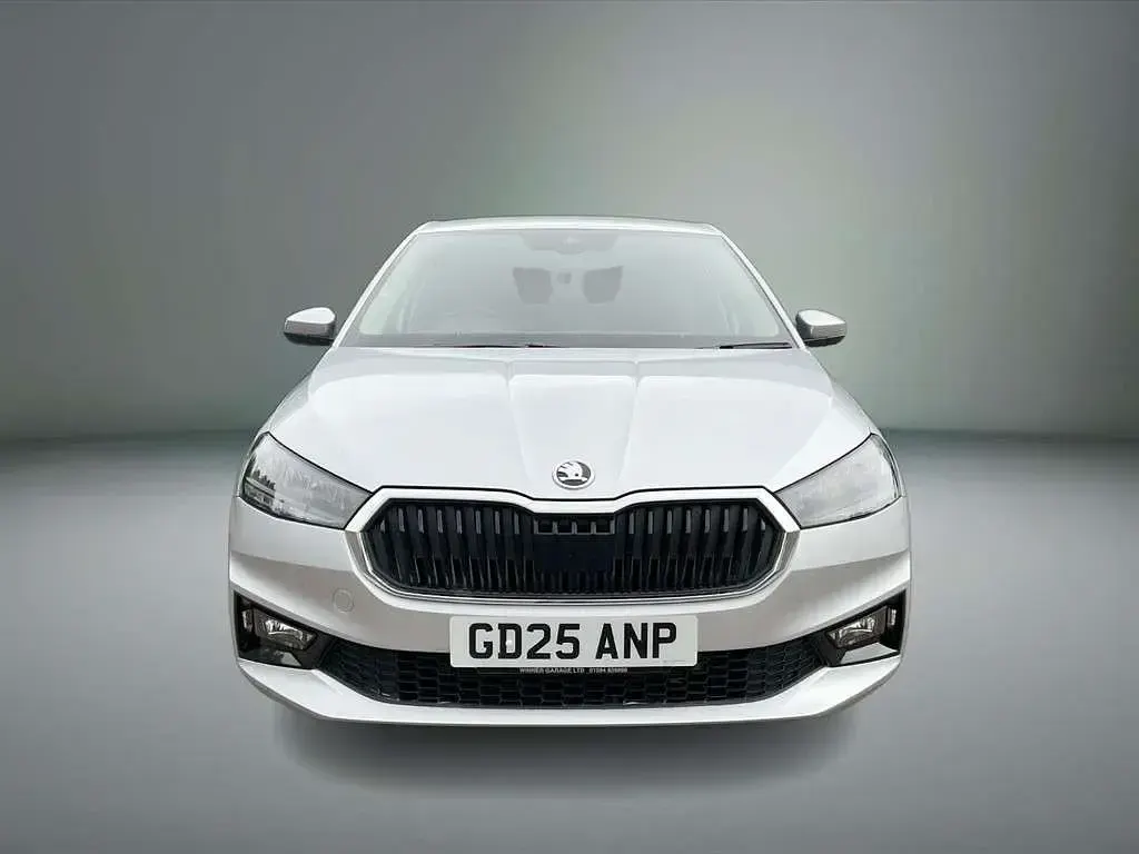Used Skoda Fabia SE 94 HP (69 kW) 2025 Silver Hatchback