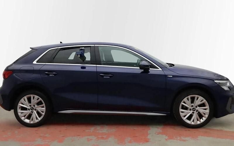 Used Audi A3 Sportback e-tron S-Line 204 HP (150 kW) 2025 Hatchback