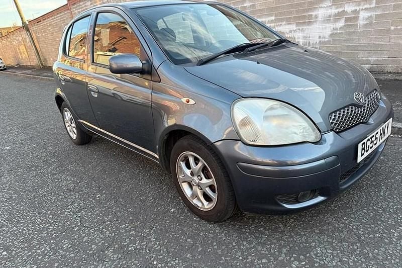 Blue Used 2005 Toyota Yaris Hatchback | £1,249 (Fair price) - Image 1/1