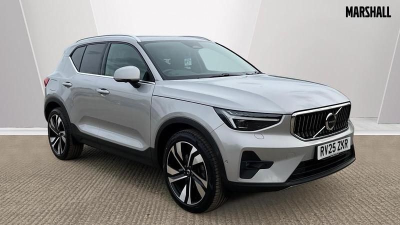 Used Volvo XC40 Ultra 163 HP (119 kW) 2025 Silver SUV