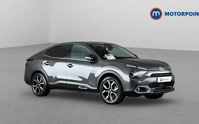 Used Citroën e-C4 100 kW (136 HP) 2024 Sedan