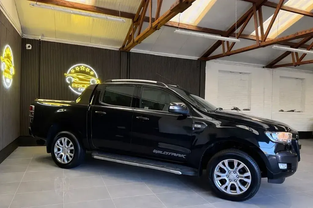 Used Ford Ranger Wildtrack 197 HP (144 kW) 2016 Black Pickup