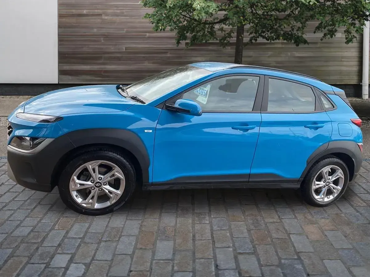Usado Hyundai Kona SE 120 CV (88 kW) 2023 Azul SUV
