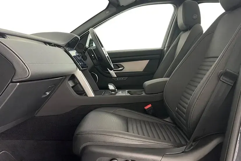 Used Land Rover Discovery Sport SE Dynamic 204 HP (150 kW) 2026 Blue SUV