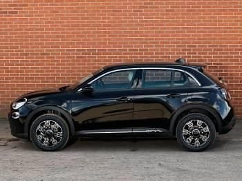 Nowe Fiat 600 100 KM (73 kW) 2026 Czarny SUV