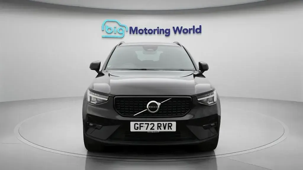 Used Volvo XC40 Plus 163 HP (119 kW) 2023 Black SUV