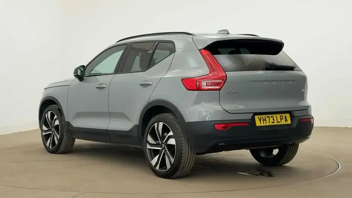 Used Volvo XC40 Ultimate 2023 Grey SUV