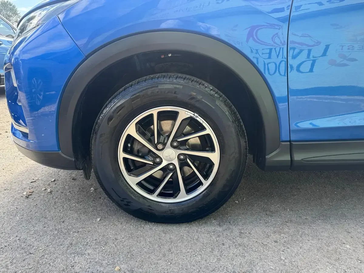 Used Mitsubishi Eclipse Cross 163 HP (119 kW) 2019 Blue SUV