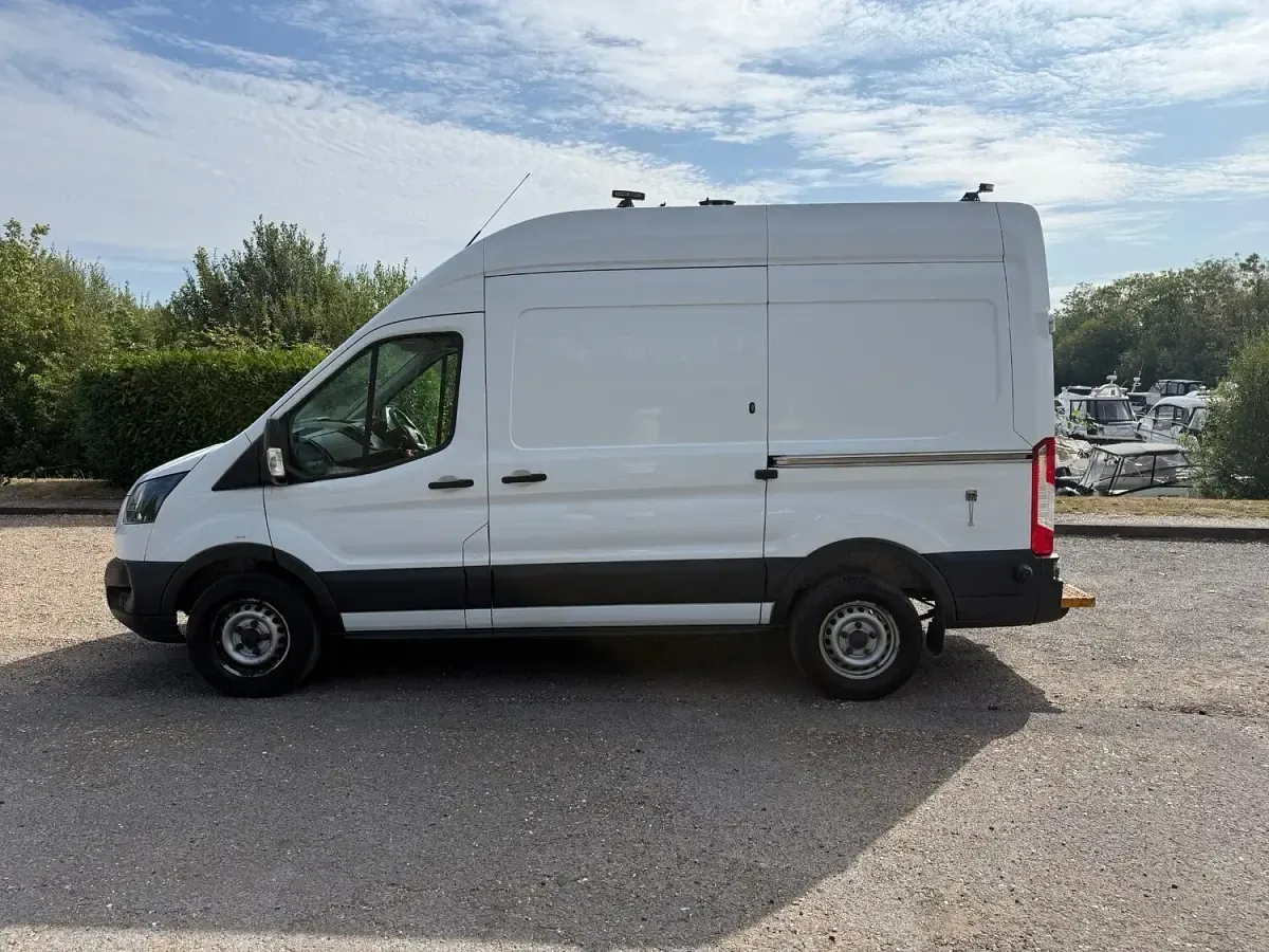 Used Ford Transit 130 HP (95 kW) 2019 White Van