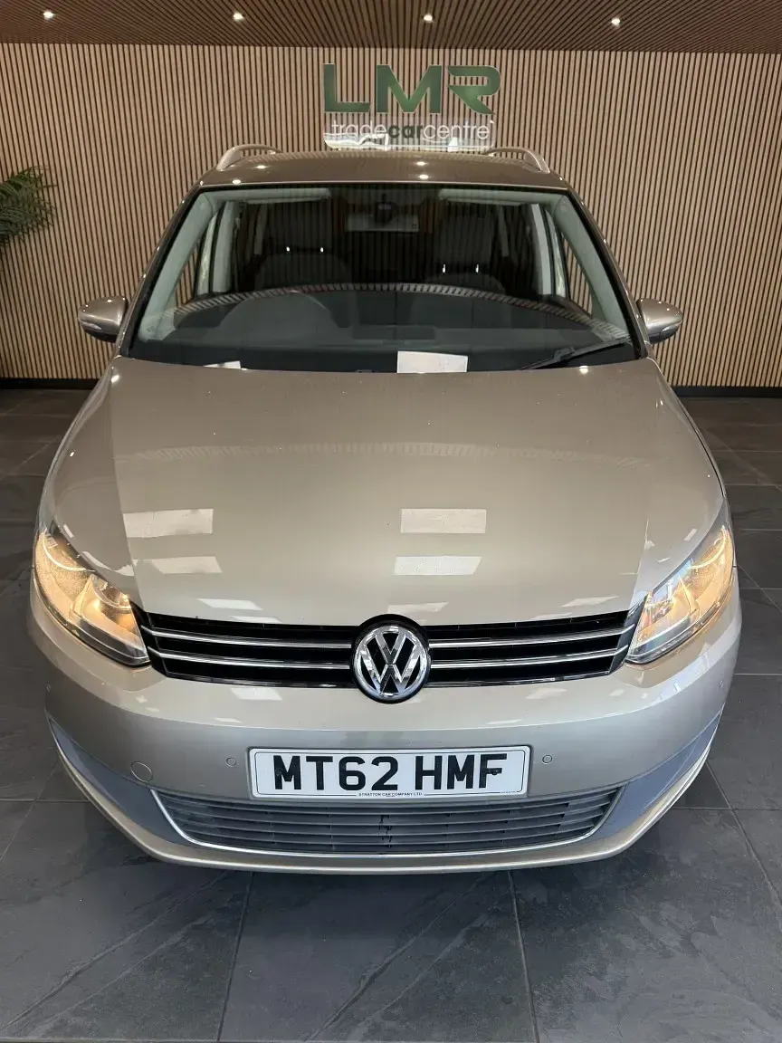 Used VW Touran SE 105 HP (77 kW) 2012 Beige MPV