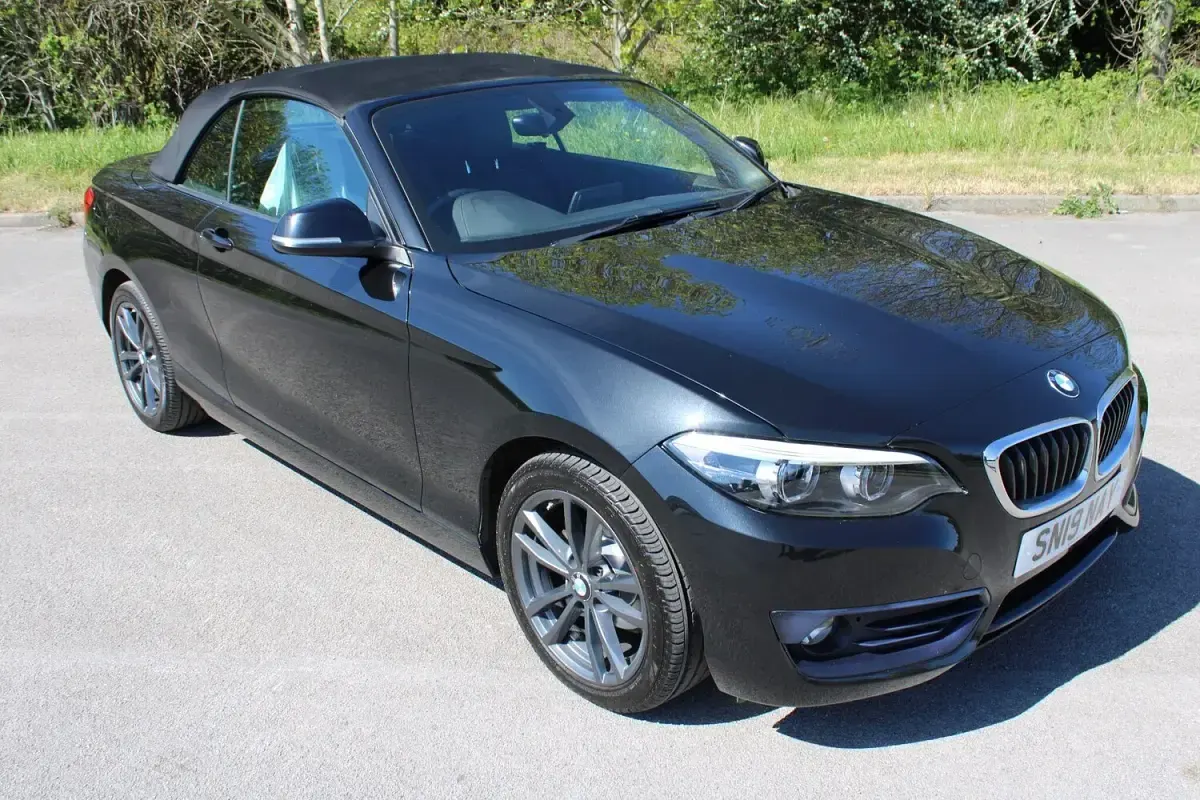 Used BMW 218 Sport Line 147 HP (108 kW) 2019 Black Cabriolet