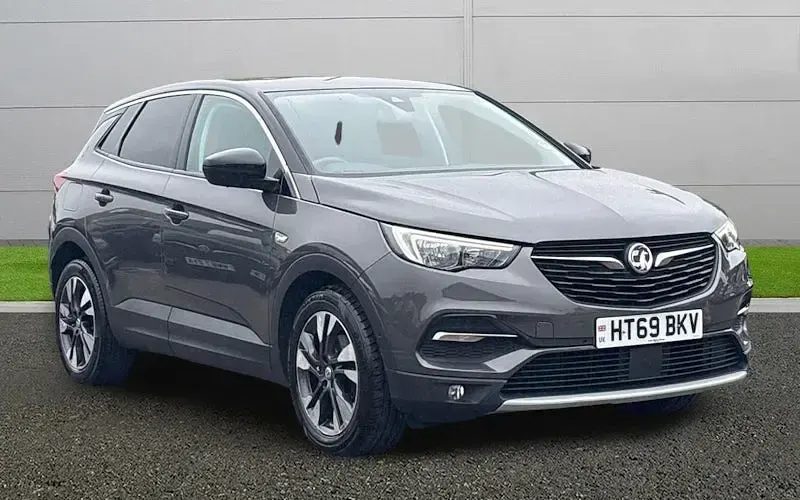Used Vauxhall Grandland X SRi 131 HP (96 kW) 2021 SUV