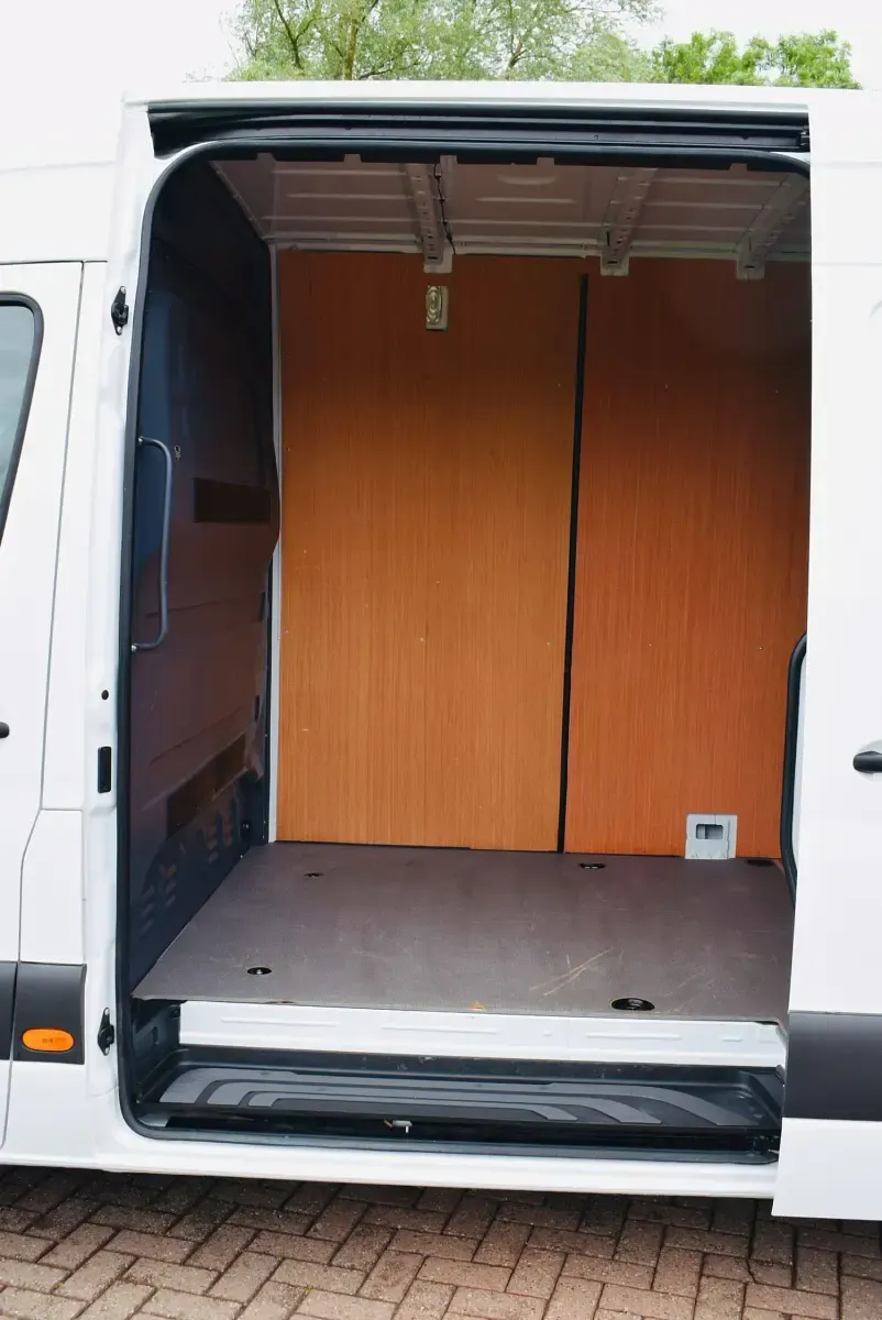 Used Mercedes Sprinter Premium 148 HP (108 kW) 2024 White Van