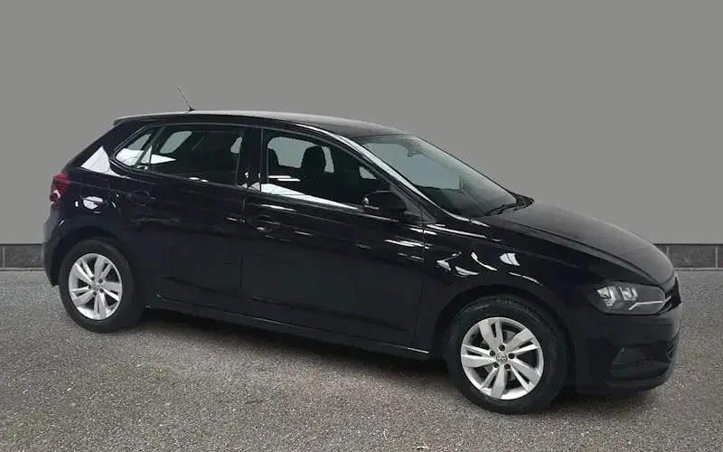 Begagnad VW Polo SE 95 HK (69 kW) 2020 Halvkombi