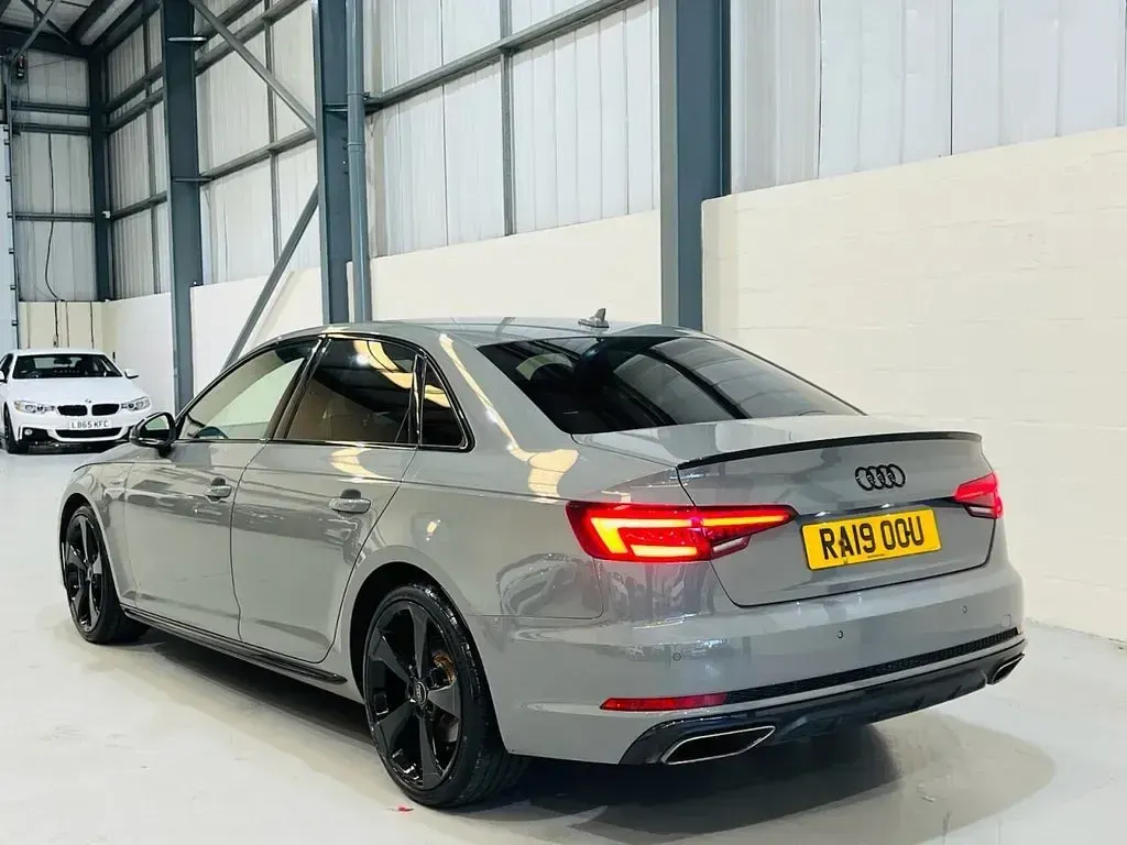 Used Audi A4 Black Edition 150 HP (110 kW) 2019 Grey Sedan