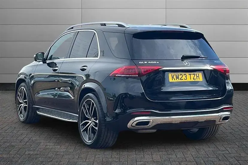 Used Mercedes GLE400 AMG line 330 HP (242 kW) 2023 Obsidian black Estate