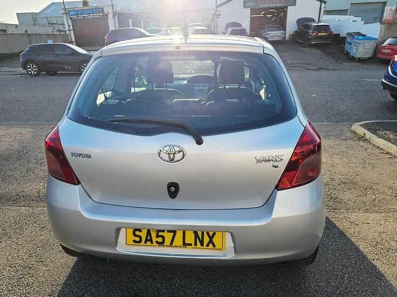 Used Toyota Yaris T2 2007 Silver Hatchback